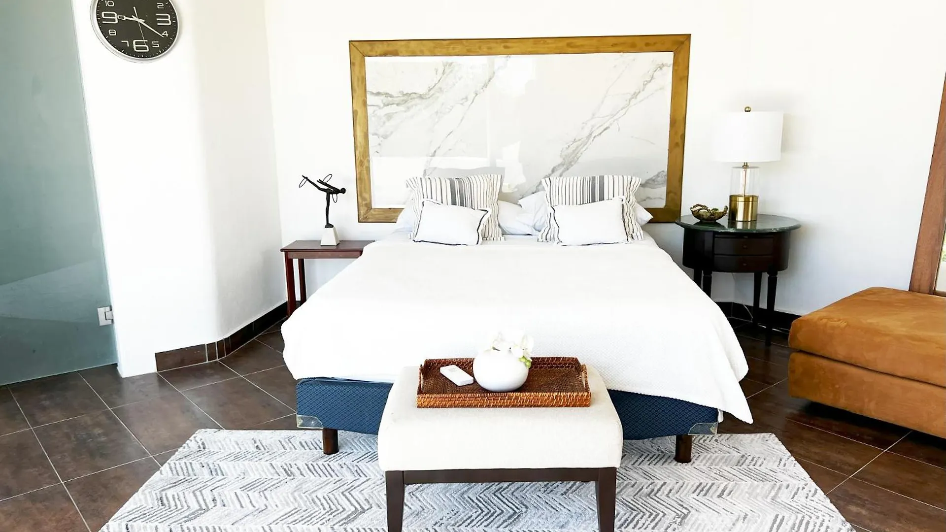 Classic Charm Villa With Private Pool & Garden プエルト・アベントゥラス
